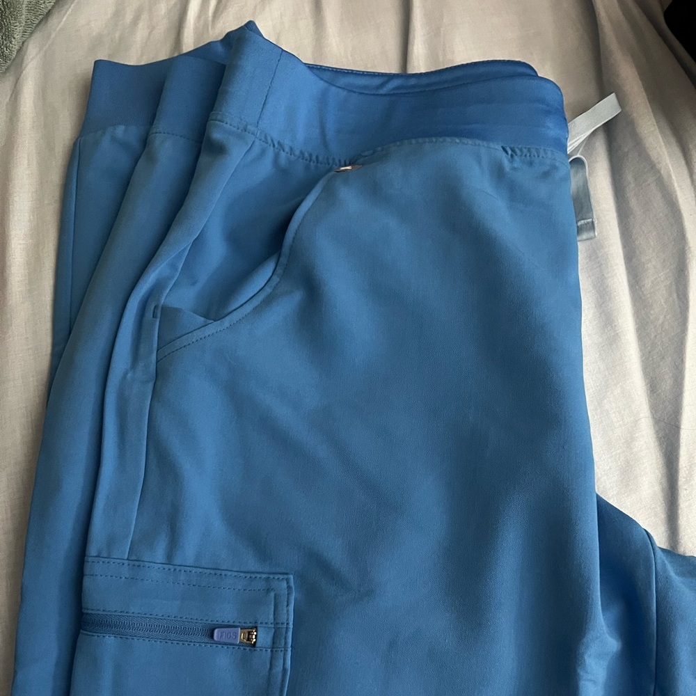 Figs scrub pants